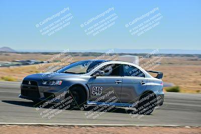 media/Oct-18-2025-Extreme Speed (Sat) [[d6d7e1fef1]]/Group 2 Green/Session 2 (Turn 3)/